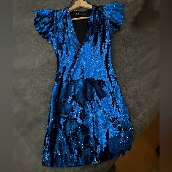 Zara sequin mini dress in blue. NWOT. XS - Picture 3 of 8
